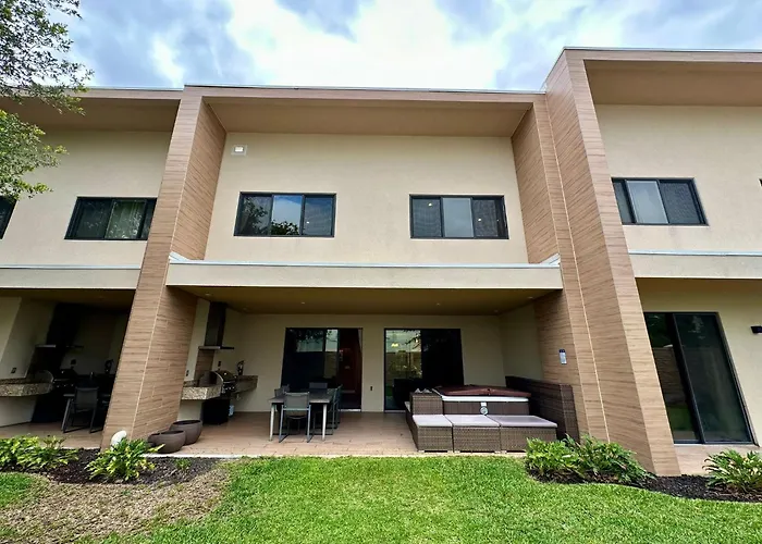 Luxury Home 7 Min Disney Universal 3Br4Ba - Hot Tub